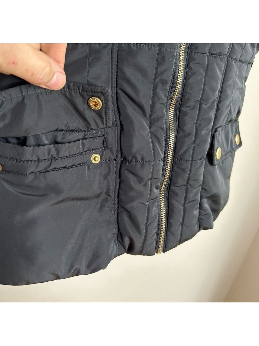 Atmosphere Black Quilted Puffer Vest Hood Shaped Fit Size 6 - Picture 3 of 11